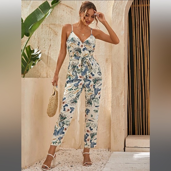 SHEIN Pants & Jumpsuits Floral Jumpsuit Size M Poshmark